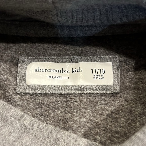 ABERCROMBIE & FITCH | gray hoodie, kids size 17/18 or adult small - Picture 2 of 3